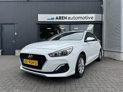 Wit Gebruikt 2019 Hyundai i30 Premium Hatchback | € 15.945 (Iets duurder)