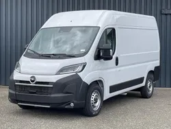 Wit Nieuw 2024 Opel Movano S Van | € 35.321