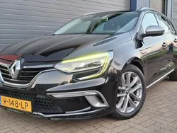 Zwart Gebruikt 2017 Renault Mégane GrandTour GT Stationwagen | € 9.499 (Duur)
