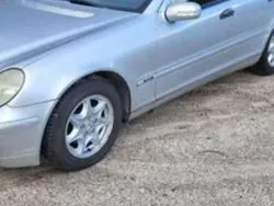 Mercedes C200