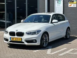 Wit Gebruikt 2017 BMW 118 Executive Hatchback | € 14.999 (Eerlijke prijs)