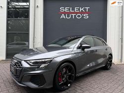 Grijs Gebruikt 2021 Audi A3 Sportback e-tron Competition Sedan | € 29.950 (Eerlijke prijs)