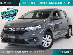 Grijs Gebruikt 2024 Dacia Sandero Expression Hatchback | € 16.440 (Eerlijke prijs)