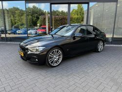Zwart Gebruikt 2018 BMW 330 M Sport Sedan | € 21.900 (Goede deal)