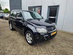 Zwart Gebruikt 2006 Suzuki Grand Vitara Exclusive SUV | € 4.750 (Eerlijke prijs)