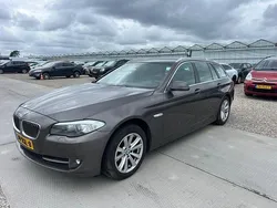 Bruin Gebruikt 2012 BMW 520 Executive Stationwagen | € 3.999
