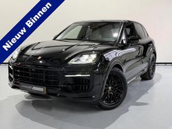 Zwart Gebruikt 2023 Porsche Cayenne SUV | € 98.750 (Eerlijke prijs)