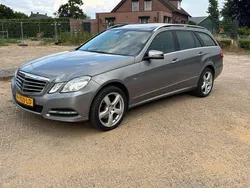 Grijs Gebruikt 2012 Mercedes E350 Stationwagen | € 10.500