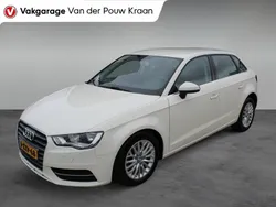 Wit Gebruikt 2014 Audi A3 Ambiente Hatchback | € 13.840 (Eerlijke prijs)