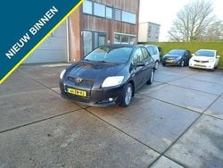 Zwart (metallic) Gebruikt 2008 Toyota Auris Hatchback | € 3.699 (Goede deal)