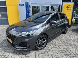 Grijs Gebruikt 2023 Ford Fiesta ST-Line Hatchback | € 20.800 (Eerlijke prijs)