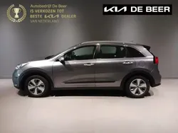 Metal stream (grijs metallic) Gebruikt 2017 Kia Niro SUV | € 16.995 (Eerlijke prijs)