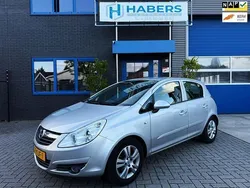 Grijs Gebruikt 2009 Opel Corsa Cosmo Hatchback | € 4.945 (Eerlijke prijs)