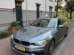 Grijs Gebruikt 2018 BMW 525 M Sport Stationwagen | € 22.450