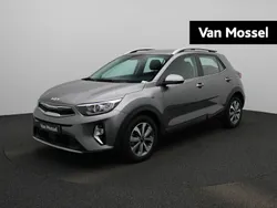 Grijs Gebruikt 2024 Kia Stonic SUV | € 25.400 (Iets duurder)
