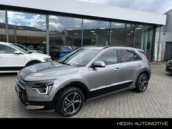 Grijs Gebruikt 2024 Kia Niro SUV | € 37.250 (Eerlijke prijs)