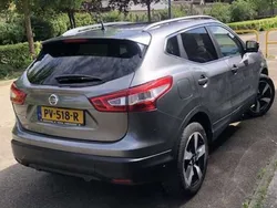 Grijs Gebruikt 2017 Nissan Qashqai SUV | € 14.000 (Eerlijke prijs)