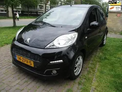 Zwart Gebruikt 2013 Peugeot 107 Active Hatchback | € 4.450 (Eerlijke prijs)