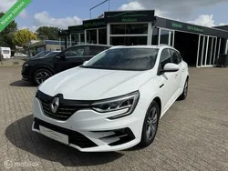 Wit Gebruikt 2021 Renault Mégane GrandTour Intens Stationwagen | € 18.450 (Goede deal)