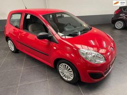 Rood Gebruikt 2011 Renault Twingo Authentique Hatchback | € 1.999 (Eerlijke prijs)