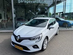 Wit Gebruikt 2020 Renault Clio V Business Hatchback | € 13.000 (Goede deal)