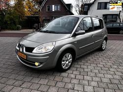Grijs (metallic) Gebruikt 2007 Renault Scénic II MPV | € 1.499 (Eerlijke prijs)