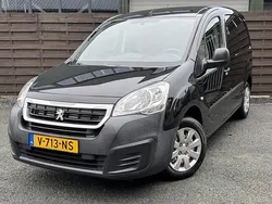 Zwart Gebruikt 2018 Peugeot Partner Premium MPV | € 5.950 (Goede deal)