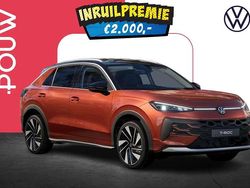 Rood Nieuw 2025 VW T-Roc Edition SUV | € 48.950 (Duur)