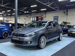 Grijs, metallic lak Gebruikt 2010 VW Golf VI Hatchback | € 9.999
