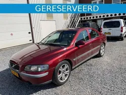 Rood Gebruikt 2002 Volvo S60 Sedan | € 895 (Super prijs)