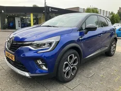 Blauw metallic Gebruikt 2021 Renault Captur Intens SUV | € 16.450 (Eerlijke prijs)