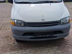 Wit Gebruikt 1995 Toyota HiAce MPV | € 3.900