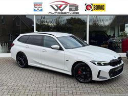 Wit Gebruikt 2022 BMW 330e M Sport Stationwagen | € 35.949 (Eerlijke prijs)