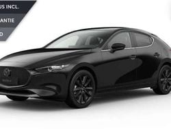 Zwart Nieuw 2025 Mazda 3 Nagisa Hatchback | € 34.995 (Iets duurder)