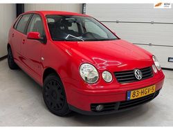Rood Gebruikt 2005 VW Polo Comfortline Hatchback | € 2.699 (Eerlijke prijs)