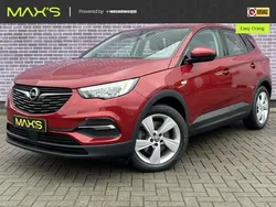 Rood Gebruikt 2021 Opel Grandland X Elegance SUV | € 22.000 (Goede deal)