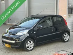 Zwart Gebruikt 2012 Peugeot 107 Hatchback | € 3.450 (Eerlijke prijs)