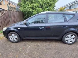 Zwart Gebruikt 2009 Kia Ceed MPV | € 1.950 (Goede deal)