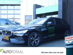 Zwart Gebruikt 2021 Volvo V60 Momentum Stationwagen | € 23.450 (Eerlijke prijs)