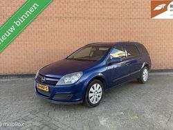 Blauw Gebruikt 2005 Opel Astra Enjoy Stationwagen | € 1.994 (Eerlijke prijs)