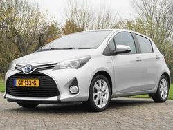 Grijs Gebruikt 2015 Toyota Yaris Hatchback | € 9.950 (Goede deal)