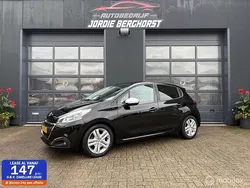 Zwart Gebruikt 2019 Peugeot 208 Signature Sky Hatchback | € 8.950 (Eerlijke prijs)