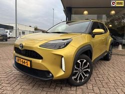 Geel Gebruikt 2024 Toyota Yaris Cross X-plore SUV | € 28.995 (Eerlijke prijs)