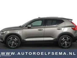Grijs Gebruikt 2020 Volvo XC40 Inscription SUV | € 30.950 (Eerlijke prijs)