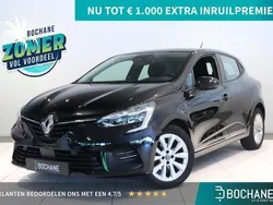 Zwart Gebruikt 2020 Renault Clio V Zen Hatchback | € 13.940 (Goede deal)