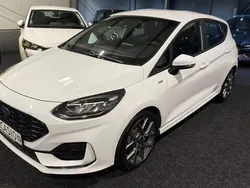 Wit Gebruikt 2022 Ford Fiesta ST-Line Hatchback | € 16.950 (Eerlijke prijs)