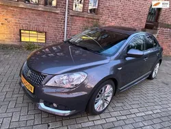Grijs Gebruikt 2011 Suzuki Kizashi Sport Sedan | € 9.250