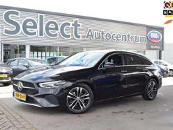 Zwart Gebruikt 2023 Mercedes CLA180 Shooting Brake Business Stationwagen | € 30.250 (Goede deal)