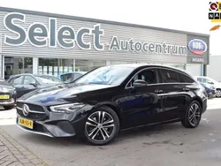 Zwart Gebruikt 2023 Mercedes CLA180 Shooting Brake Business Stationwagen | € 31.240 (Eerlijke prijs)