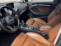 Blauw Gebruikt 2016 Audi A3 Sportback Hatchback | € 13.750 (Iets duurder)